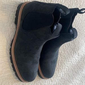 Nisolo size 10 Go-To Lug Chelsea Boot